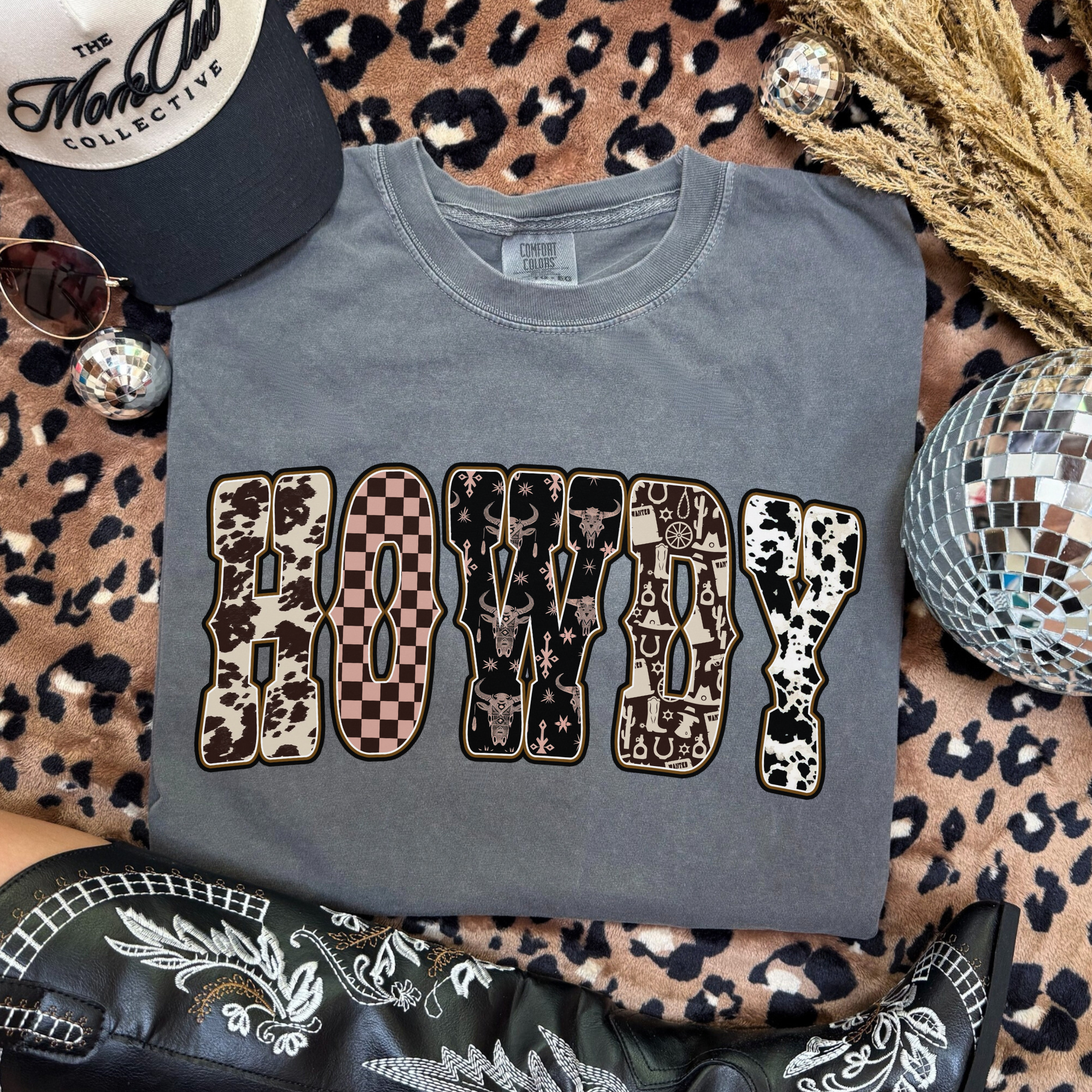 HOWDY Tee