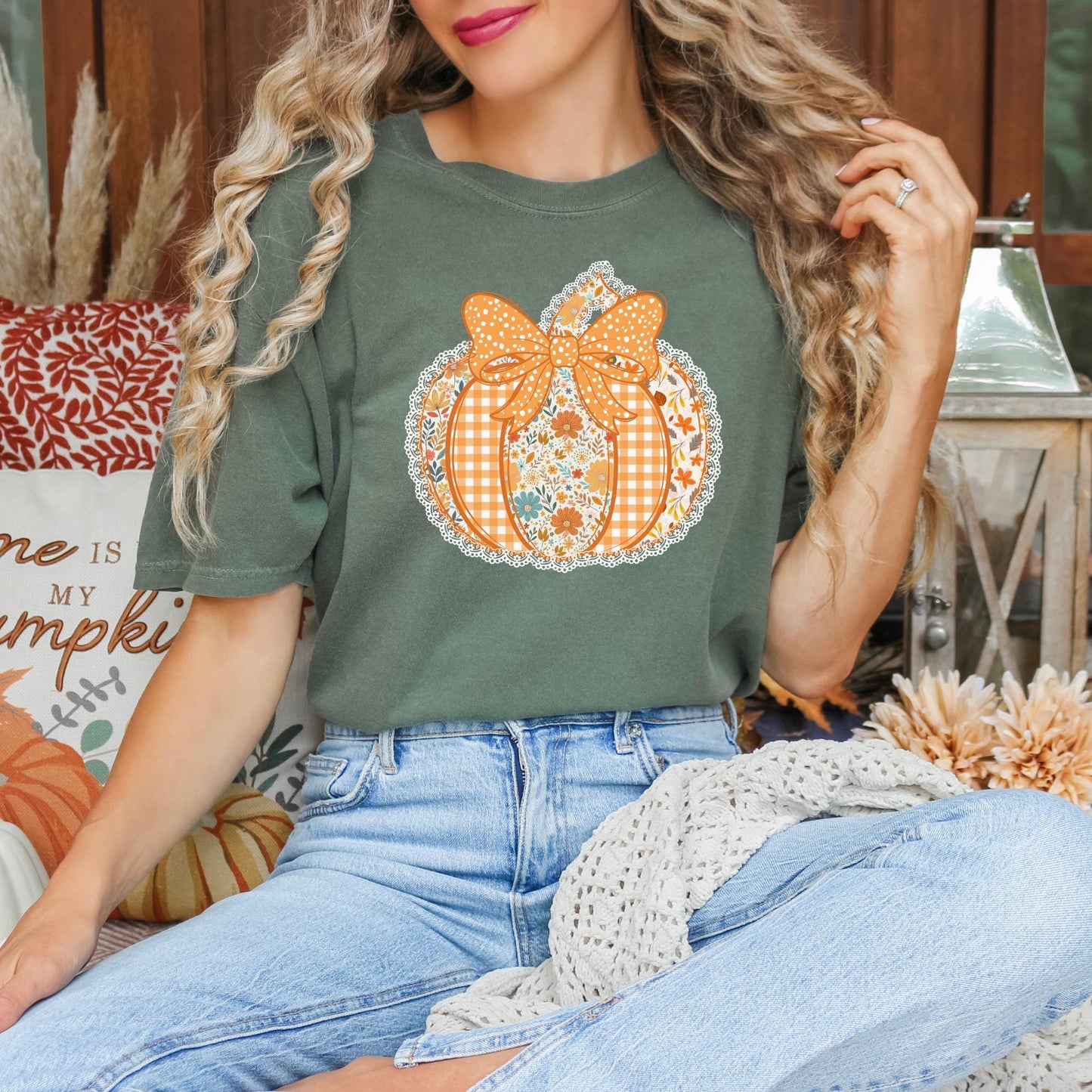 Lace Pumpkin Tee